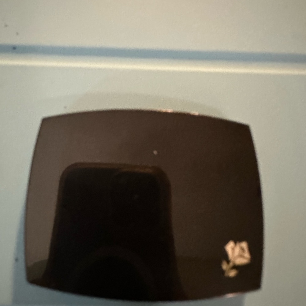 Lancome Black Mini Eyeshadow Compact Amethyst Islo